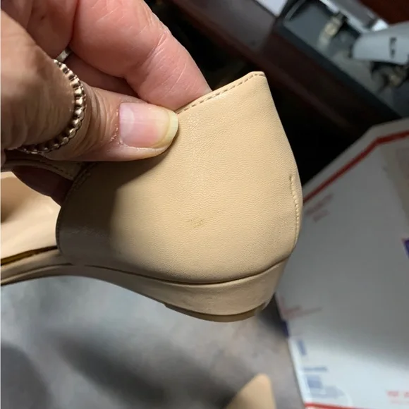 COPY - Kelly & Katie tan flats shoes - Picture 3 of 6